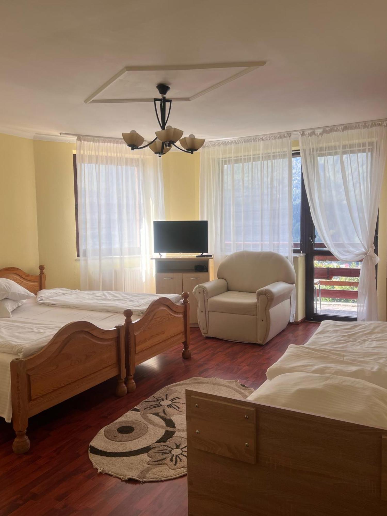 Vila Alunis Buşteni Zewnętrze zdjęcie